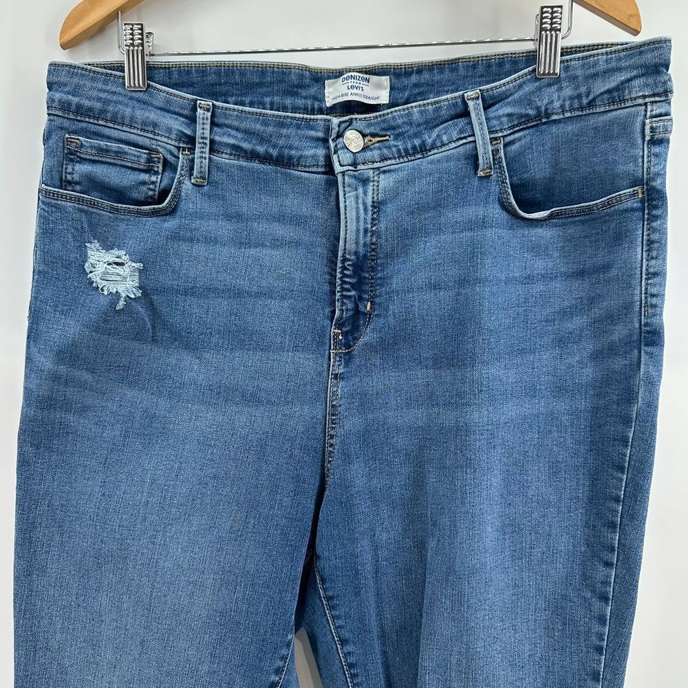 Denizen from Levis Jeans Womens Blue Denim High Rise‎ Ankle Straight Distressed